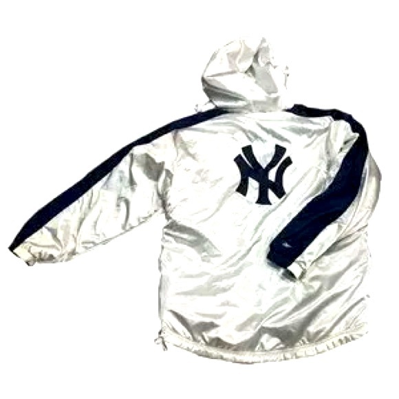 Reebok Other - $50 vintage Reebok REVERSIBLE Yankees hoodie w/zipper pockets! Warm! Stylish!